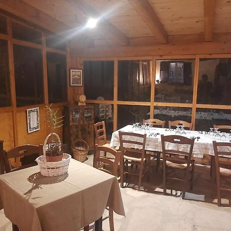 Agriturismo Terra Di Pace Noto Bagian luar foto