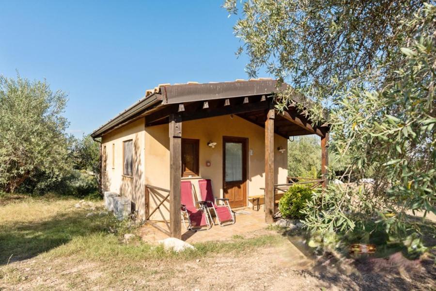 Agriturismo Terra Di Pace Noto Bagian luar foto