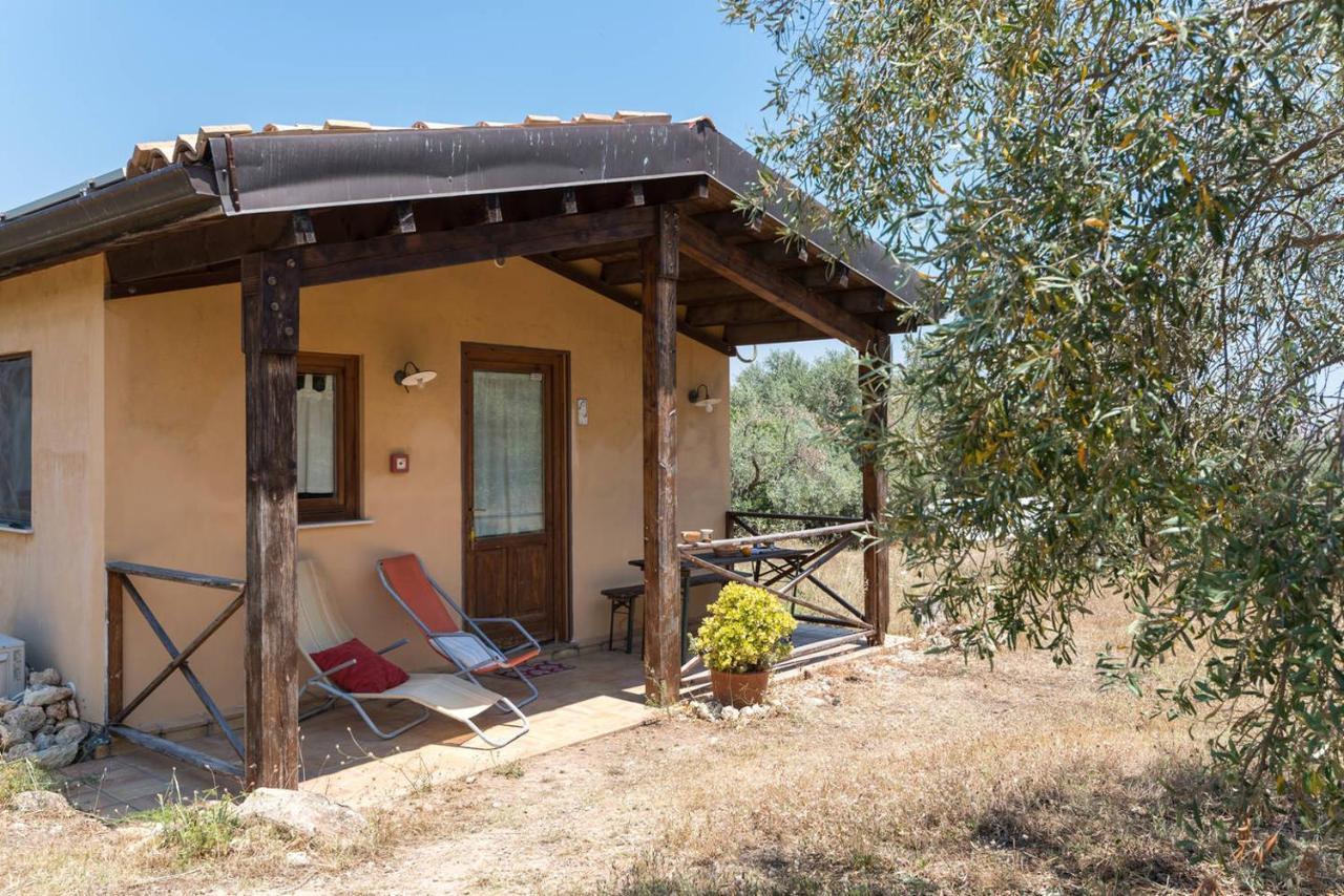 Agriturismo Terra Di Pace Noto Bagian luar foto