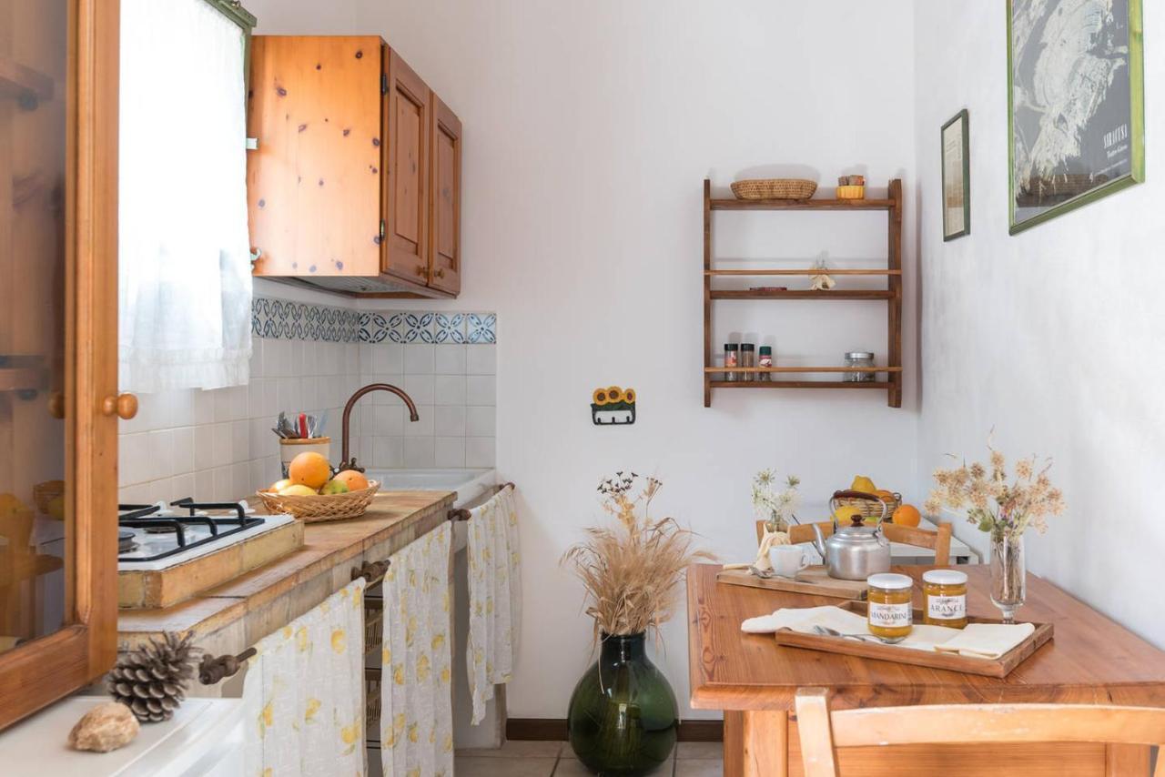 Agriturismo Terra Di Pace Noto Bagian luar foto